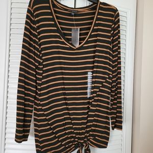 Signature Studio Top